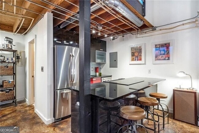 Building Photo - 650 Glen Iris Dr NE