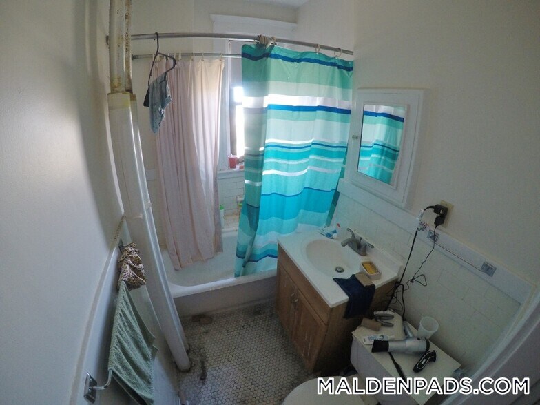 Building Photo - 17-19 Washington St.