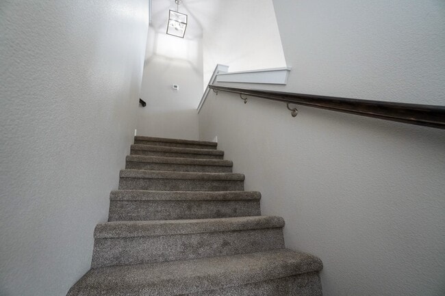 Building Photo - 13776 S Piano Ave