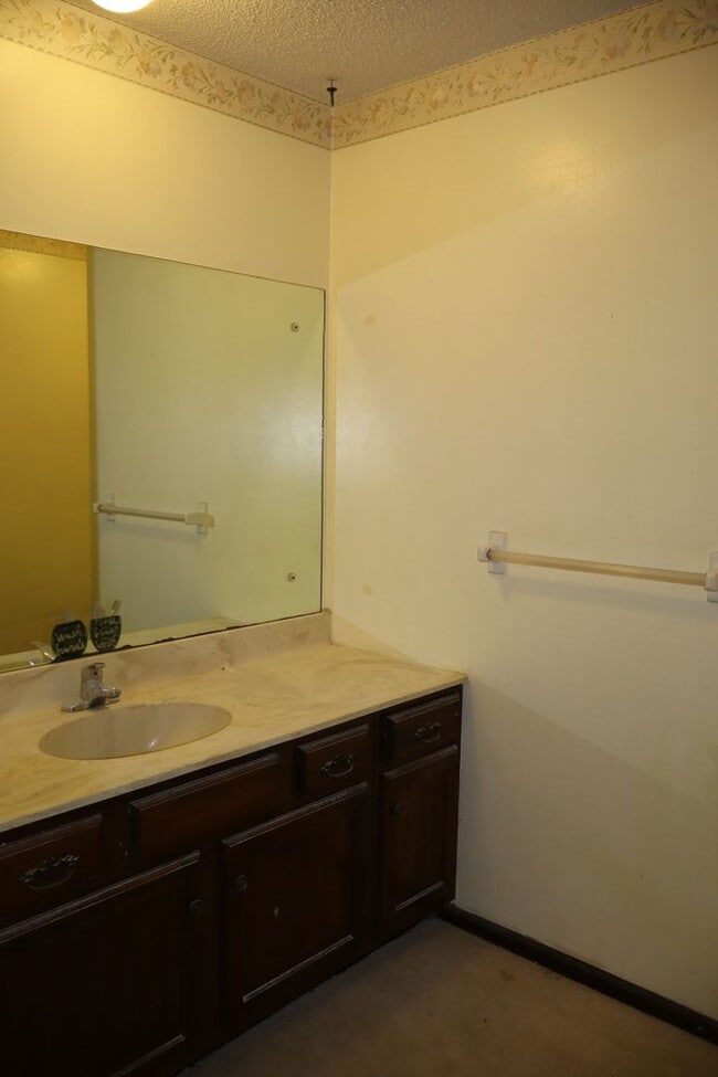 Building Photo - 1900 S El Dorado Dr