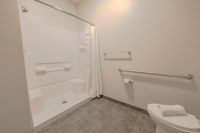 Building Photo - 37 Temple Pl