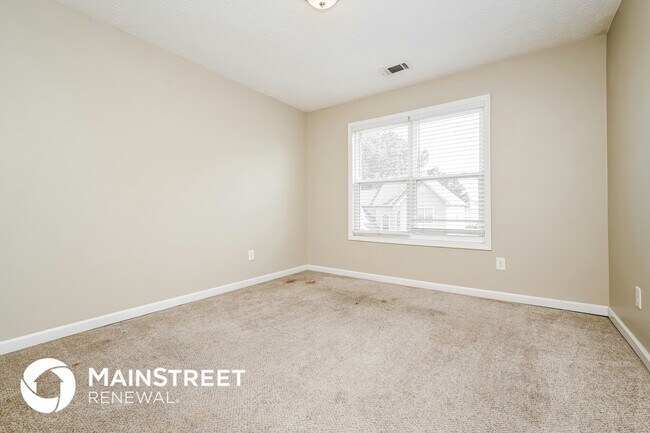 Building Photo - 5516 Mayfair Crossing Dr
