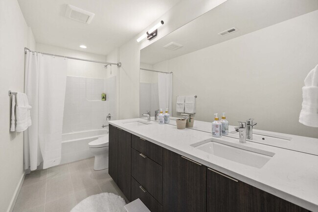 Building Photo - 11612 SE 196th St