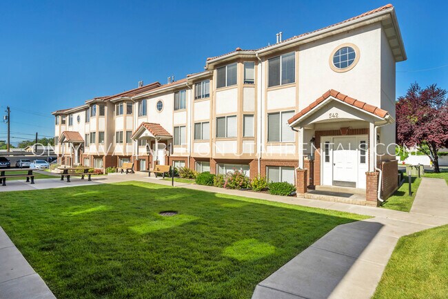Building Photo - 528 N 720 E