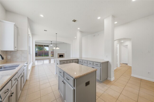 Building Photo - 4647 Wellington Grove Ln