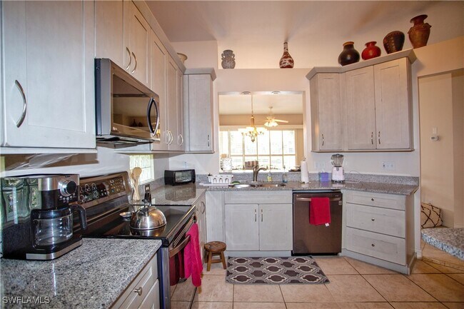 Primary Photo - 825 Bentwater Cir