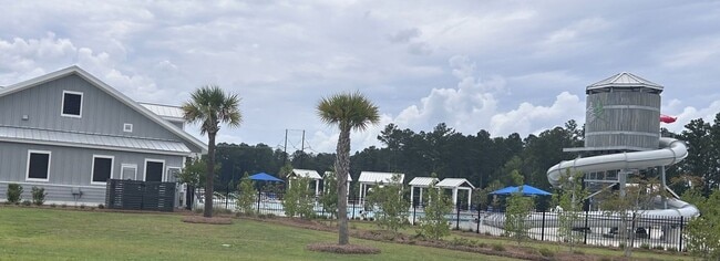 Building Photo - Spacious 4BR Ranch Home in Cane Bay!