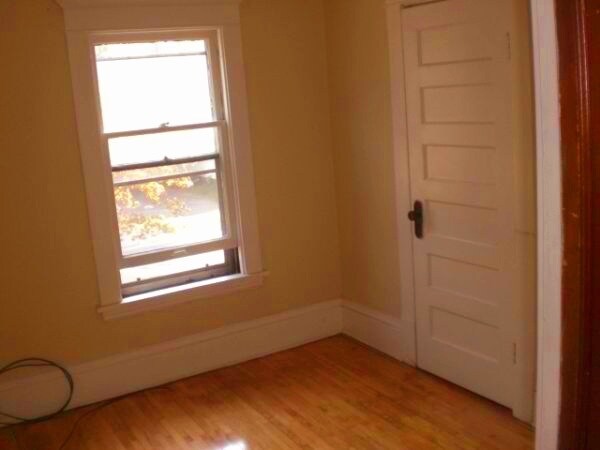 Building Photo - 219 4th Ave S