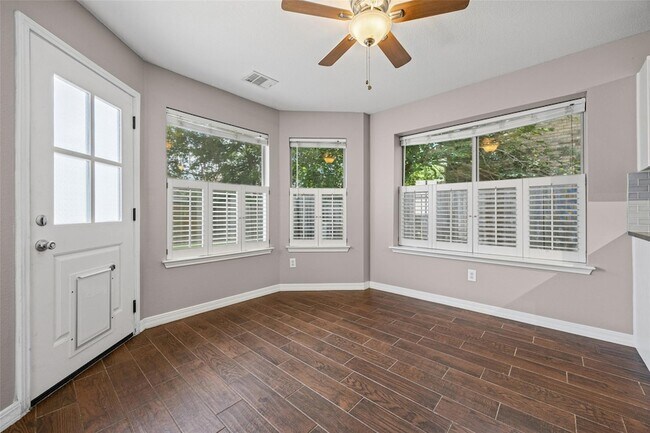 Building Photo - 11304 Avering Ln