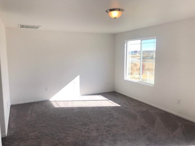 Building Photo - New Home Located In Stead