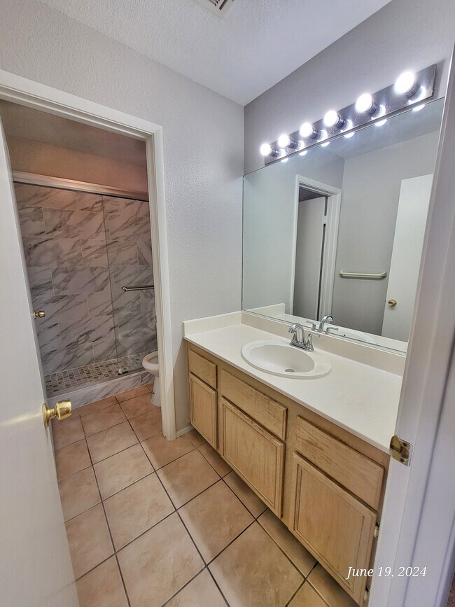 Building Photo - 5278 Sacha Way