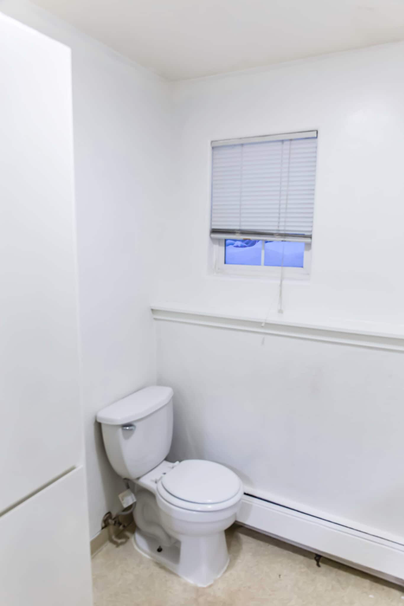 Building Photo - 1350 W 27th Ave