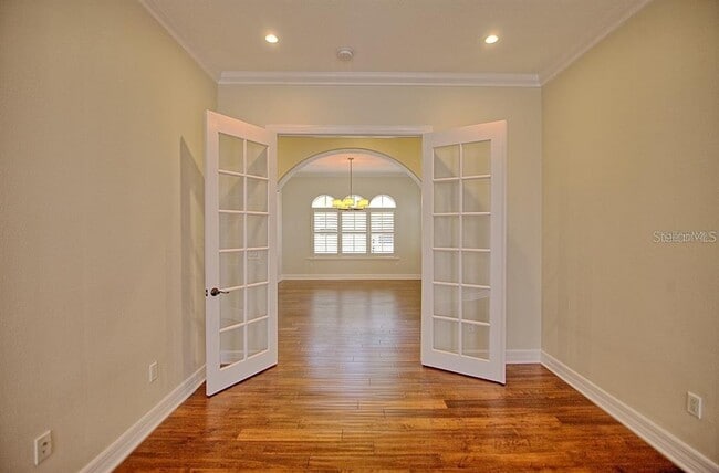 Building Photo - 5908 S Switzer Ave