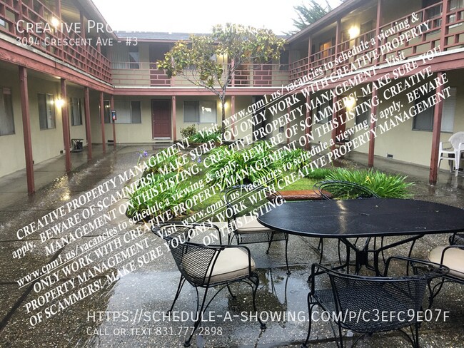 Building Photo - 3094 Crescent Ave