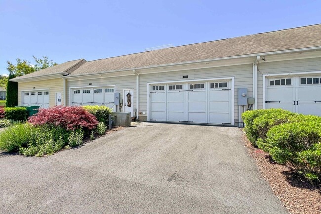 Building Photo - 3369 Preston Shore Dr