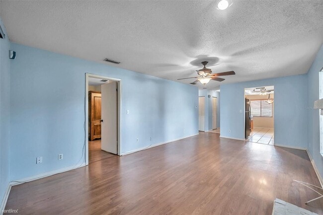 Building Photo - 2 br, 2 bath House - 7360 R Ulmerton Road