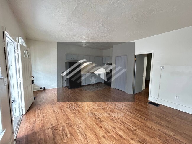 Building Photo - 4702 Bryant Ave