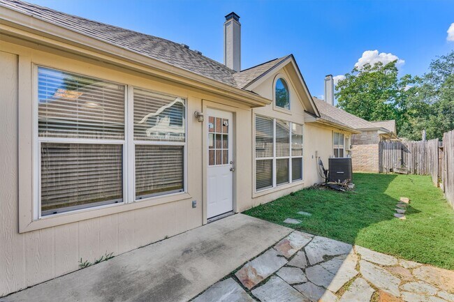 Building Photo - 11118 Creekline Meadow Ct