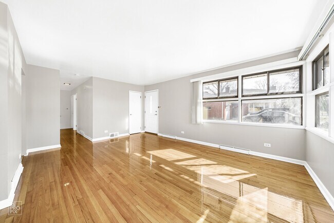 Building Photo - 283 Fair Ave