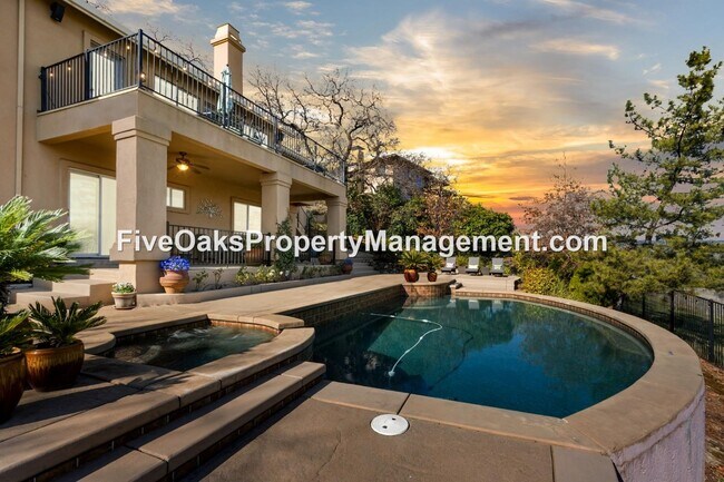 Building Photo - 5185 Mertola Dr