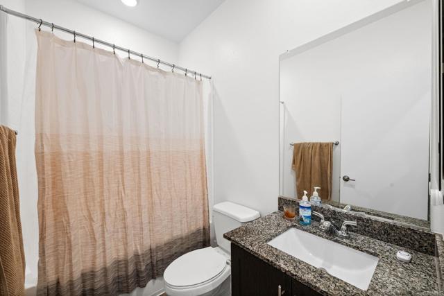 Building Photo - 5485 Seacliff Pl