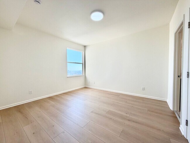 Building Photo - 1151 Wisconsin St