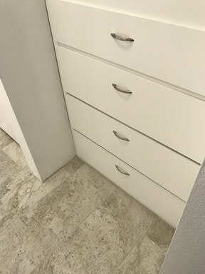 Building Photo - 1 Bedroom Apartment - Available August 10th