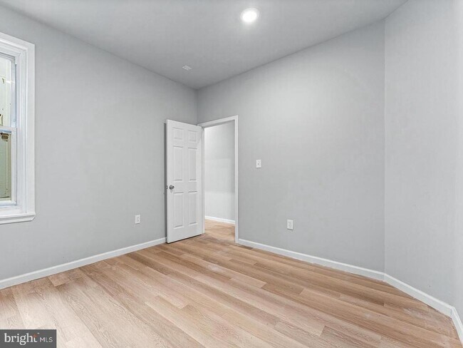 Building Photo - 1511 N 54th St