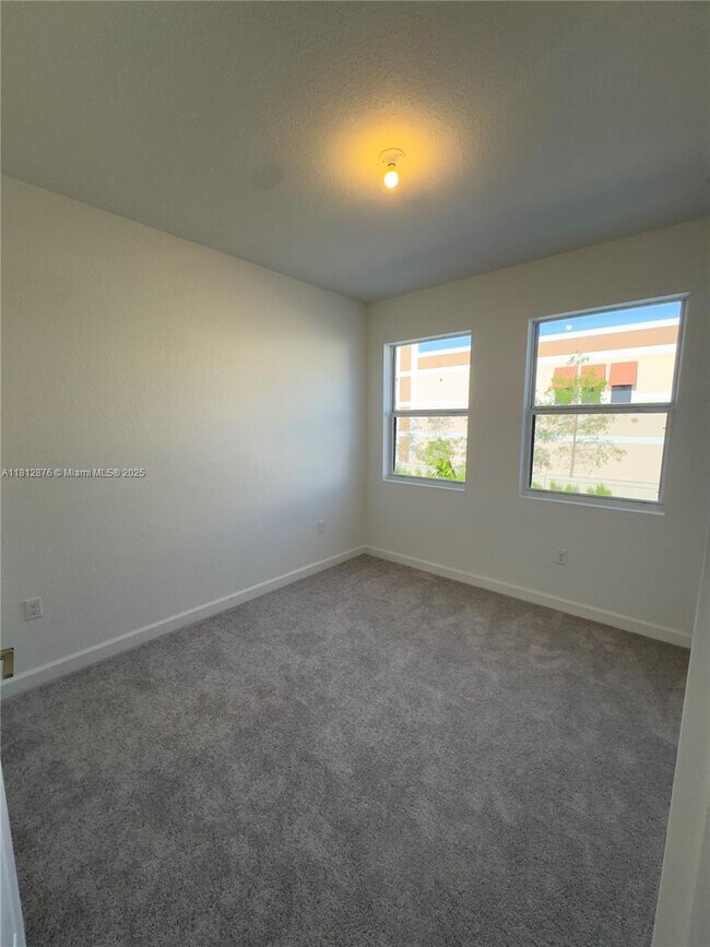 Building Photo - 184 SW 184th Way