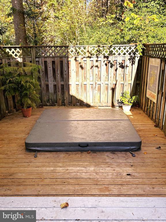 Building Photo - 623 Sean Dr