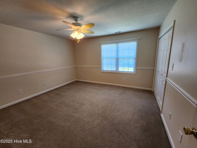Building Photo - 224 Smallwood Rd