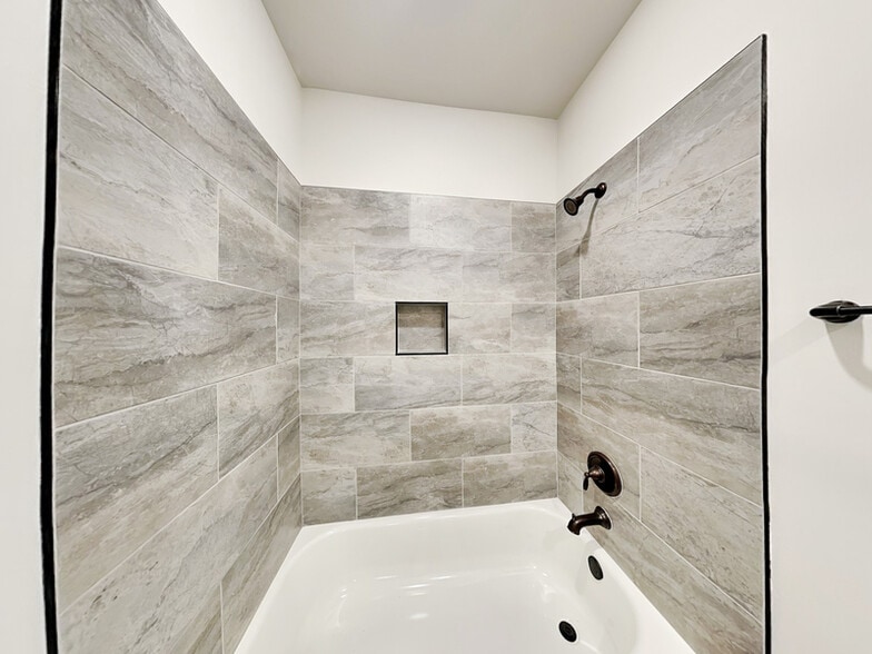 Building Photo - 6144 Nathaniel Ln