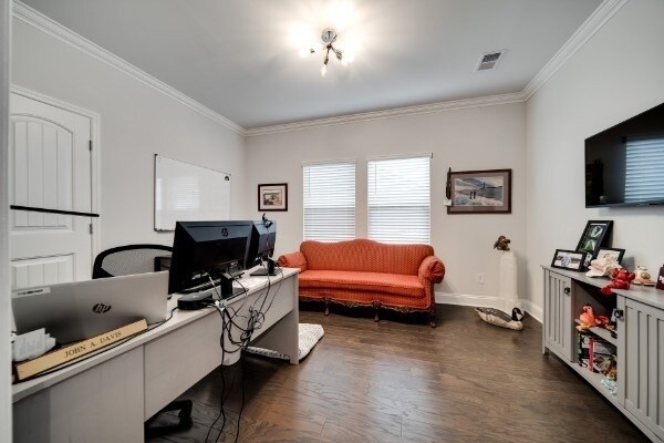 Building Photo - 1700 Boardwalk Pl
