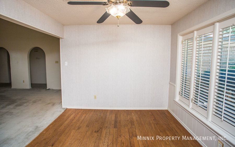 Building Photo - 7713 Lynnhaven Ave