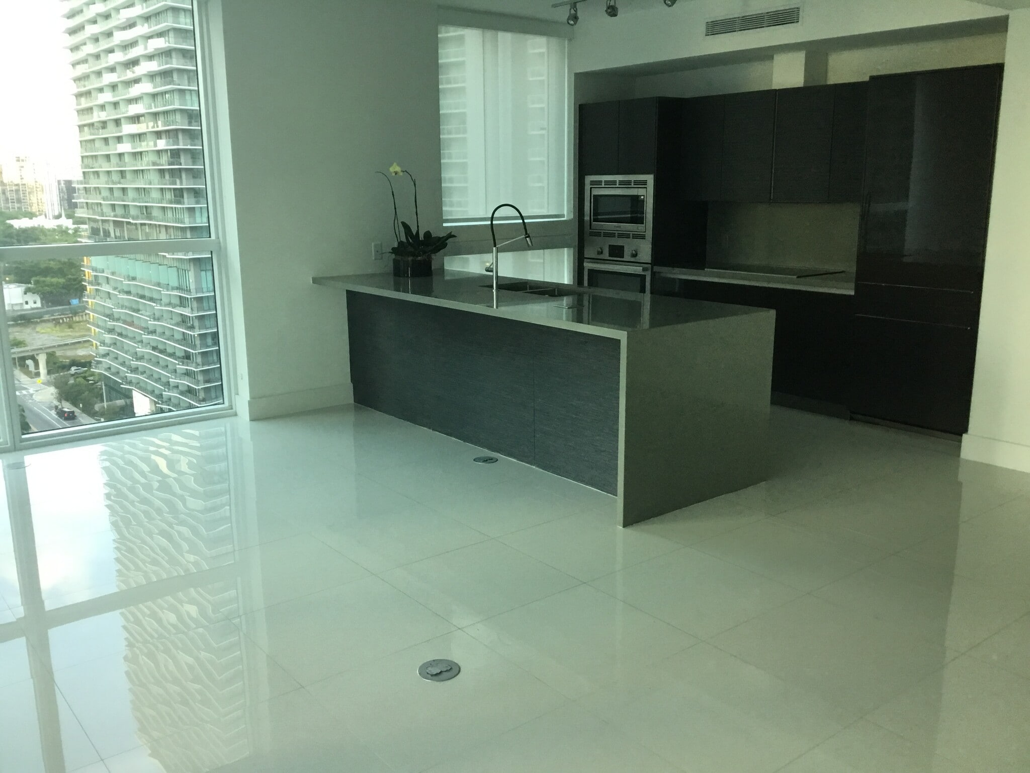 Building Photo - 1080 Brickell Ave