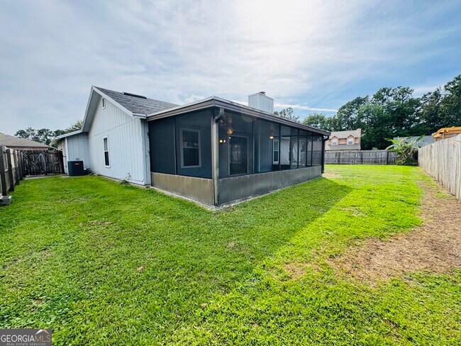 Building Photo - 101 Pleasant Breeze Way