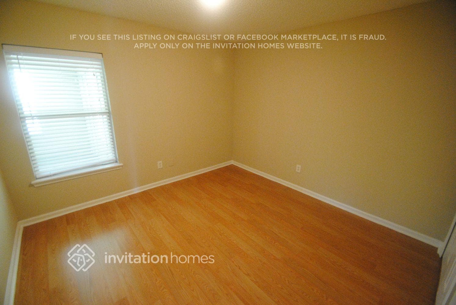 Building Photo - 11275 Chertsey Ln