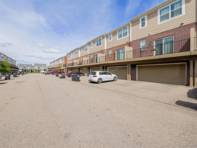 Building Photo - 47707 Alden Terrace N