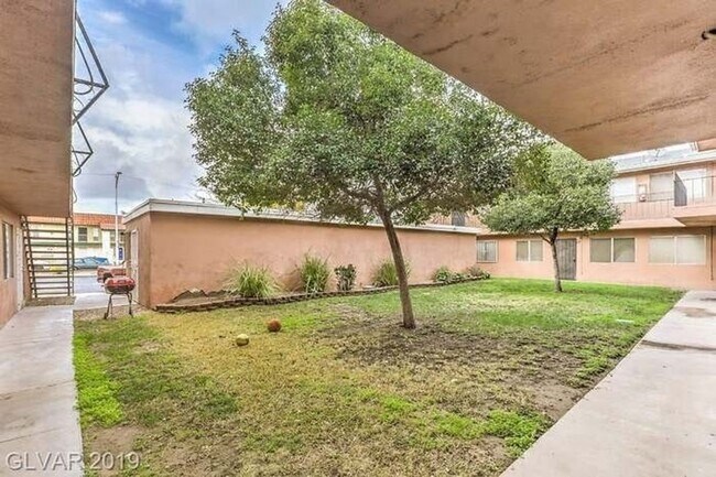 Building Photo - Affordable 2-Bedroom – Section 8 Accepted