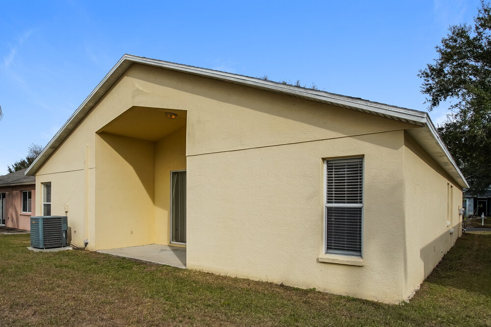 Building Photo - 12817 Kings Lake Dr