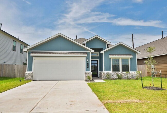 Primary Photo - 1023 Santee Ct