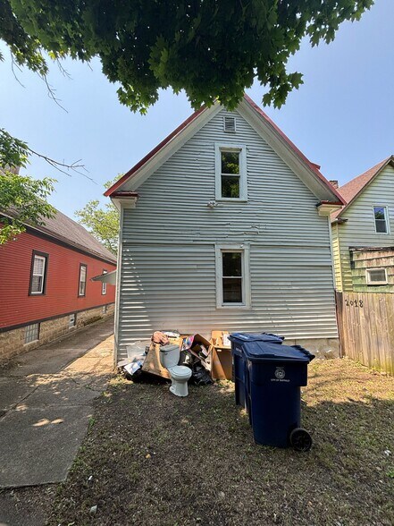 Building Photo - 51 Warring Ave