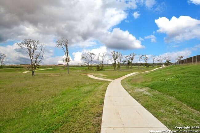 Building Photo - Beautiful Home in Arroyo Ranch!