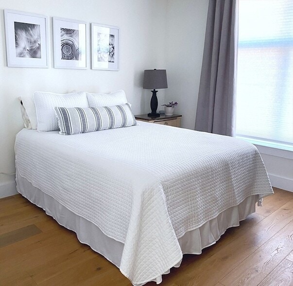 Building Photo - 250 Meridian St