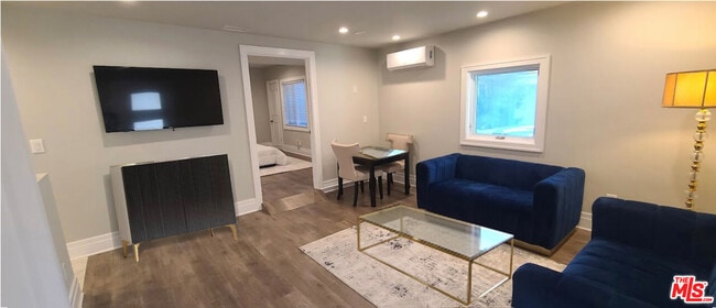 Building Photo - 1258-1258 Coldwater Canyon Dr