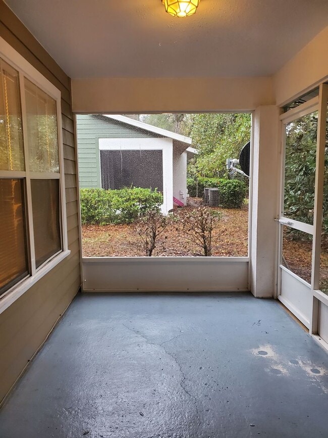 Building Photo - Charming 2-bedroom, 2-bath condo in Hailey Gardens
