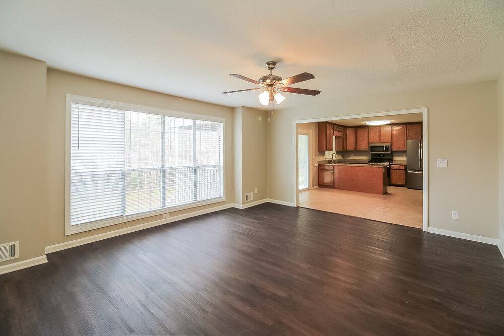 Building Photo - 401 Cannonball Ct