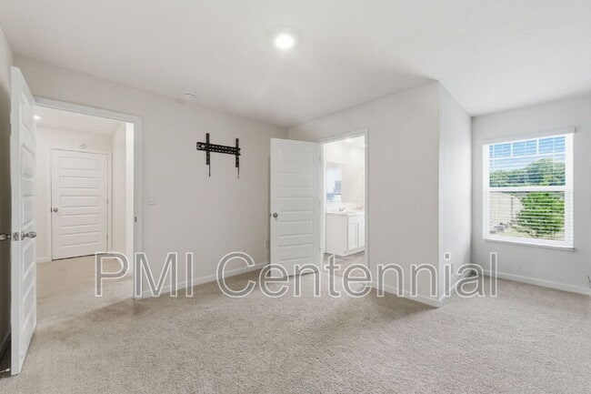 Building Photo - 57 Grandview Ln