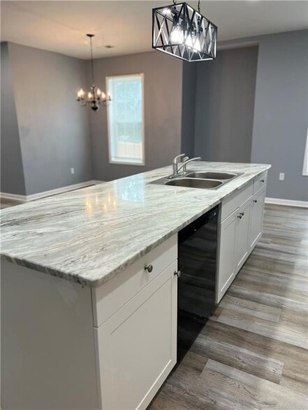 Building Photo - 3152 Daleview Way SW