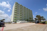 Building Photo - 9420 Seawall Blvd